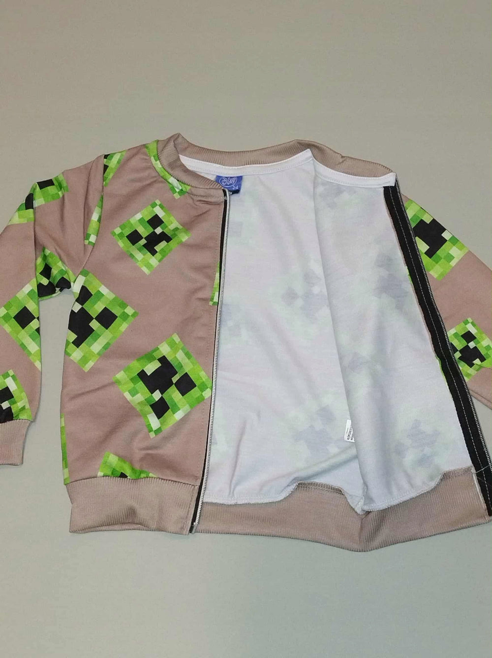 Dres chłopięcy Mancraft 3-częściowy bluza koszulka spodnie Bambik
