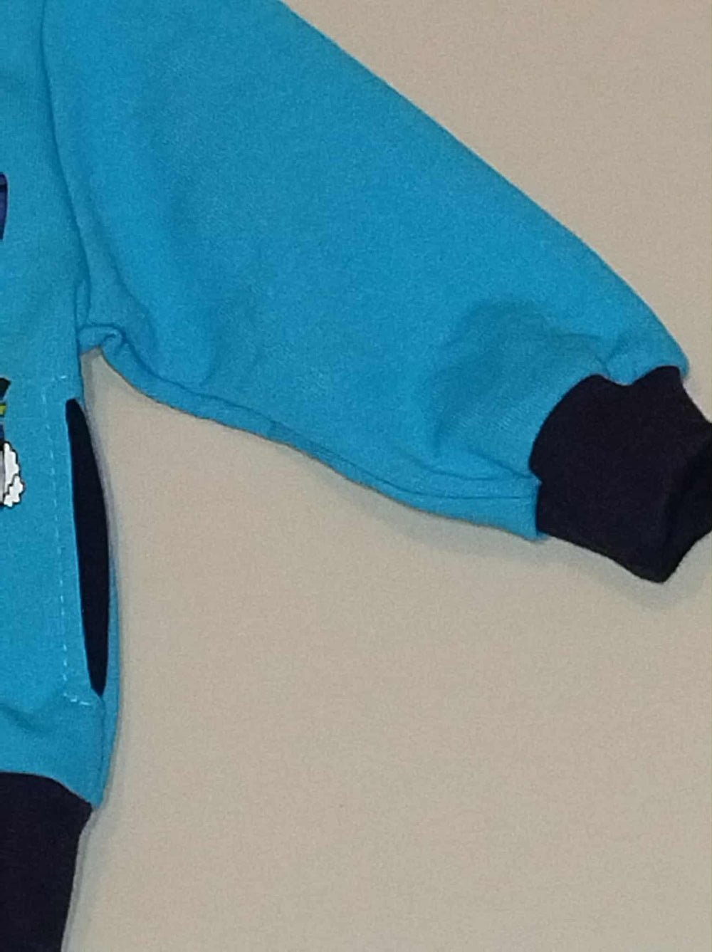 Bluza chłopięca z kapturem samochody niebieska zamek 68-110.b5